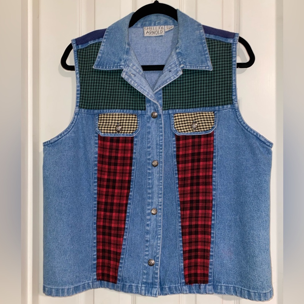 Vintage 80s Denim Patchwork Vest with Plaid Accents‎